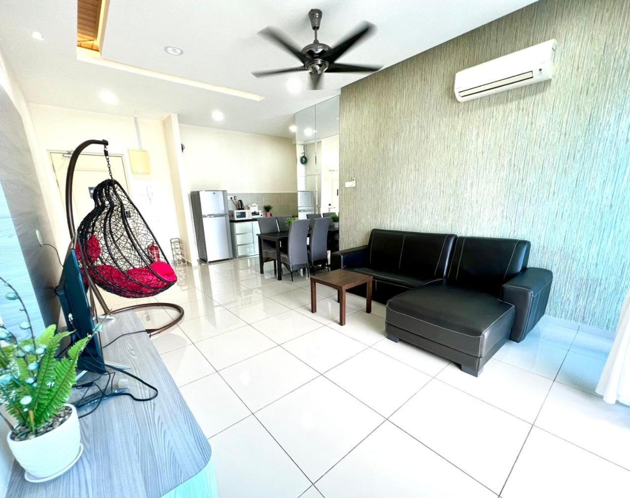 Attractive Podium View @Atlantis Apartment Malacca ภายนอก รูปภาพ