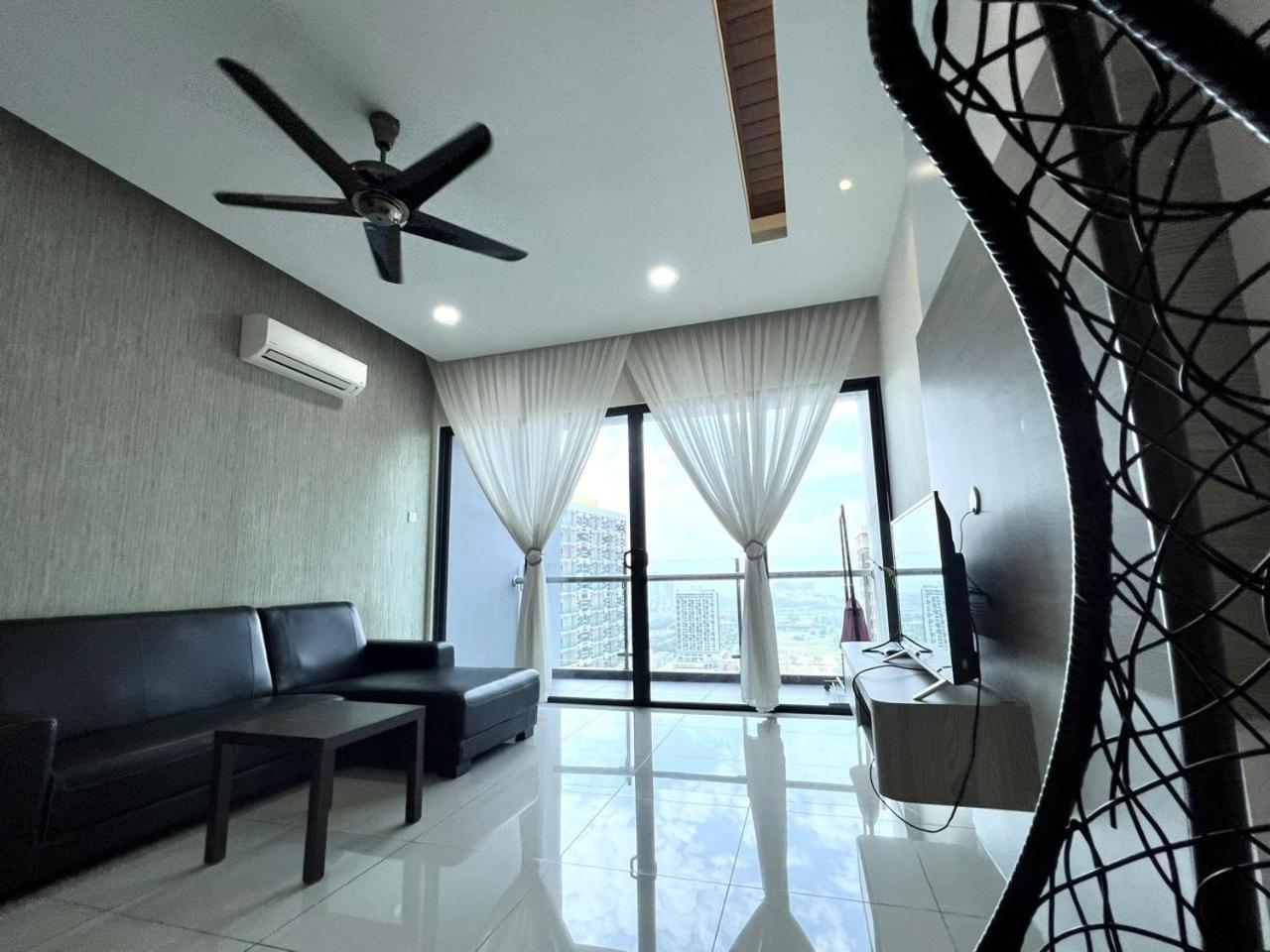 Attractive Podium View @Atlantis Apartment Malacca ภายนอก รูปภาพ
